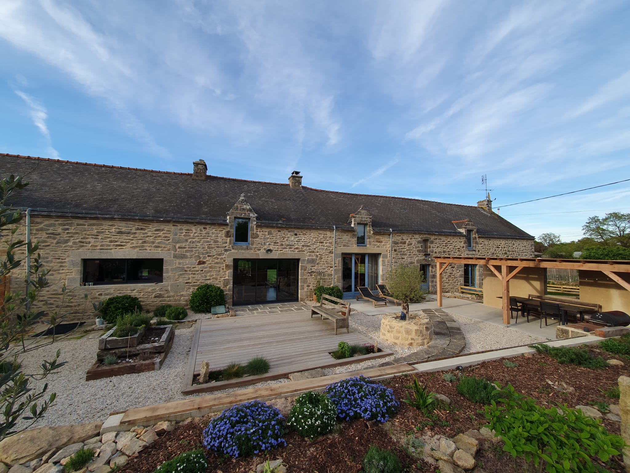 jardin-terrasse-triskoad-noyal-muzillac